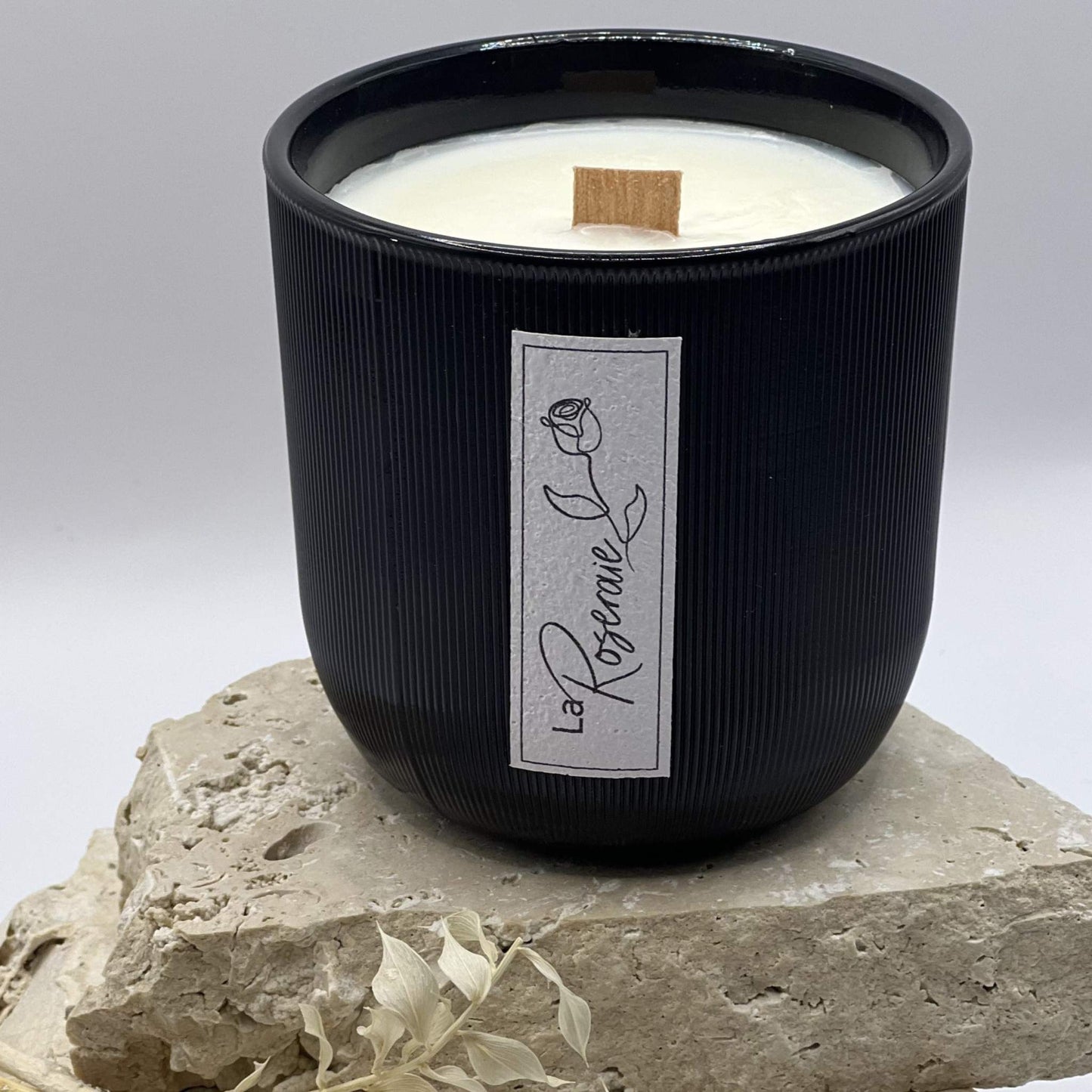 Black Signature Collection Wood Wick Candle