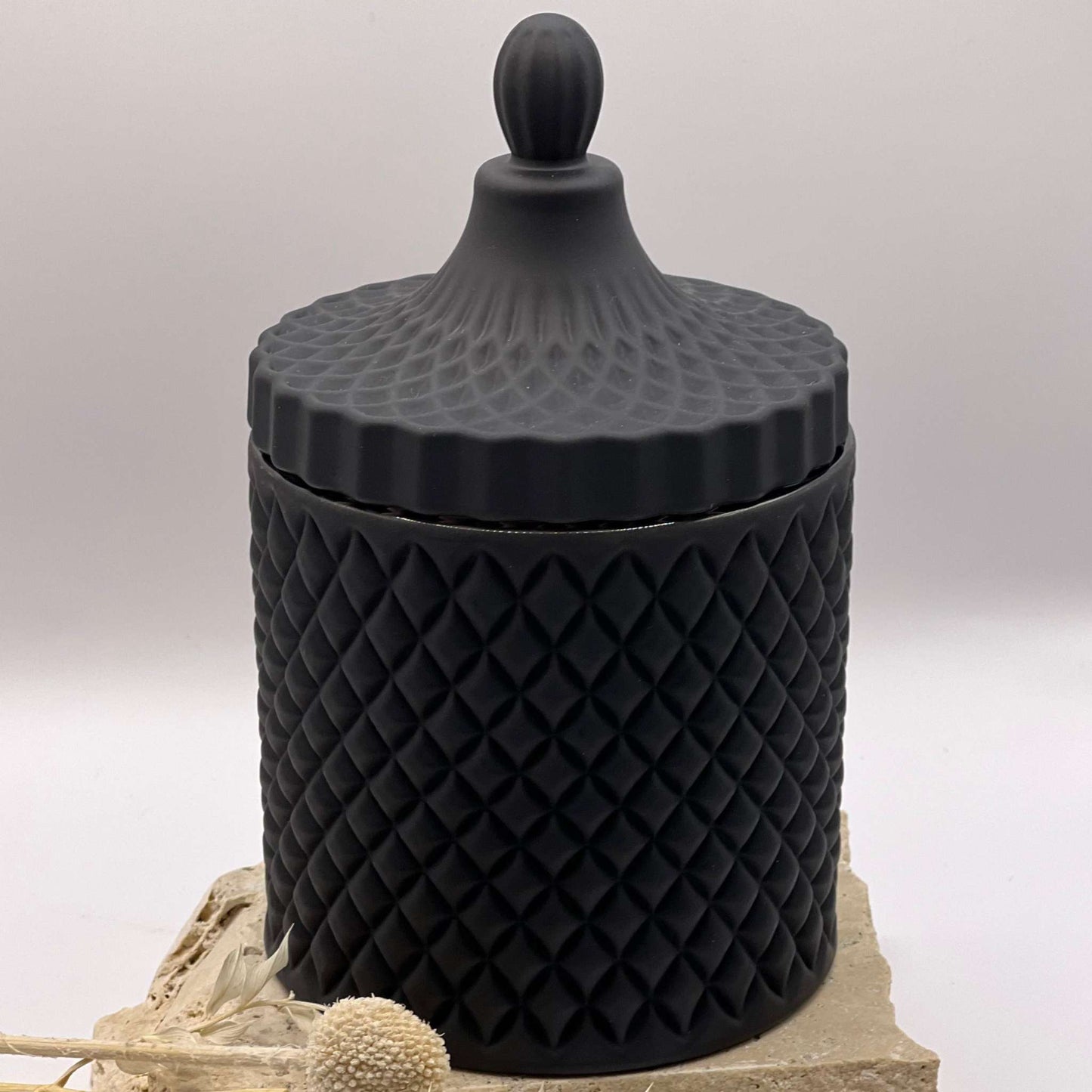 Black Luxe Collection Large Wood Wick, available in all our stunning fragrances.